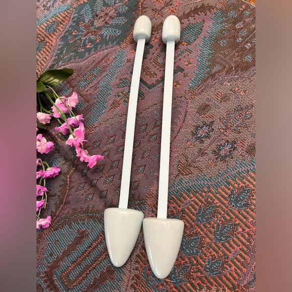 Vintage Women’s Metal & Wooden Shoe Stretchers Shapers, One pair - Picture 3 of 7